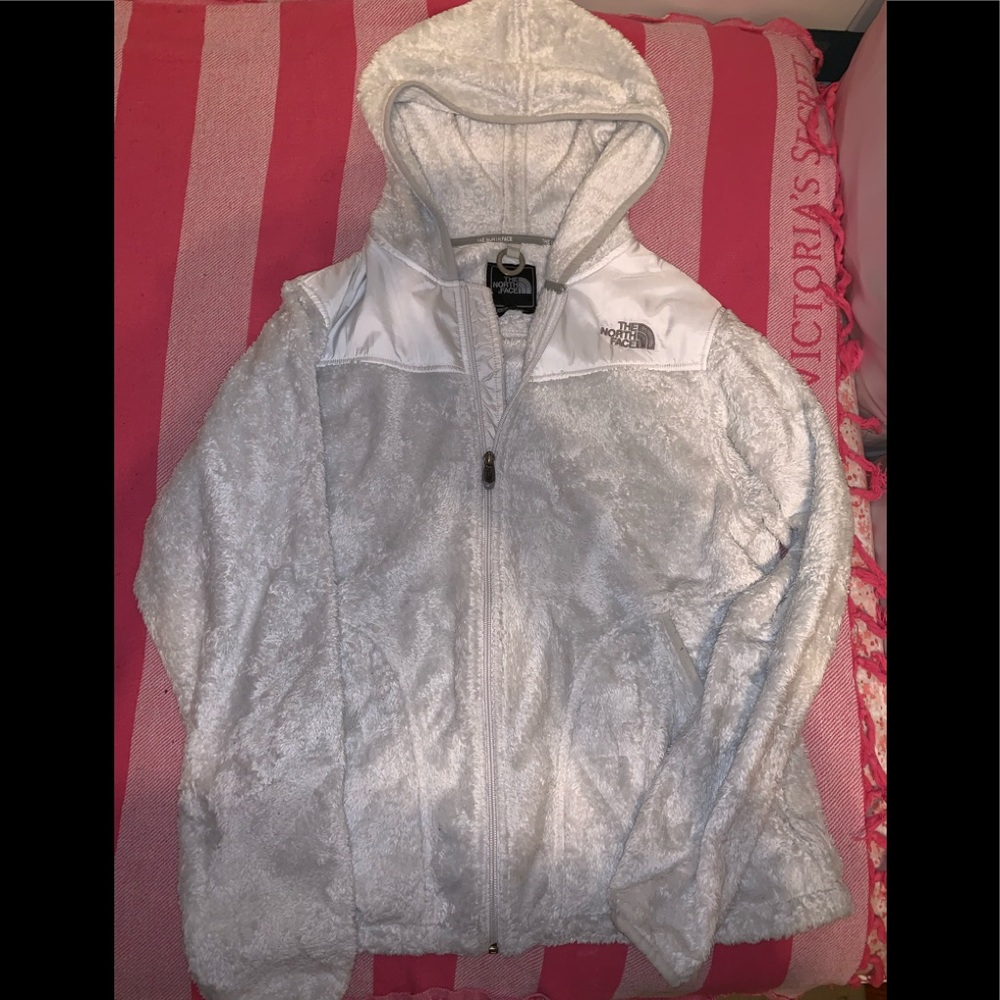 Women’s fluffy north face full zip up sweater